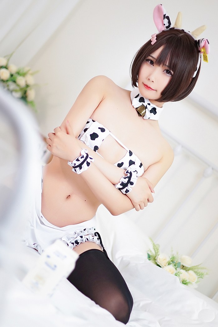 奶牛女仆晓美嫣羞涩微乳奶香四溢/福利美女写真图片-IS