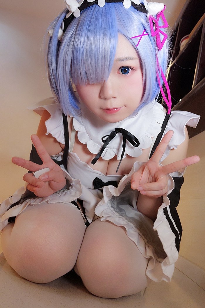 蕾姆女仆肉肉童颜巨乳大尺度暴露-IS