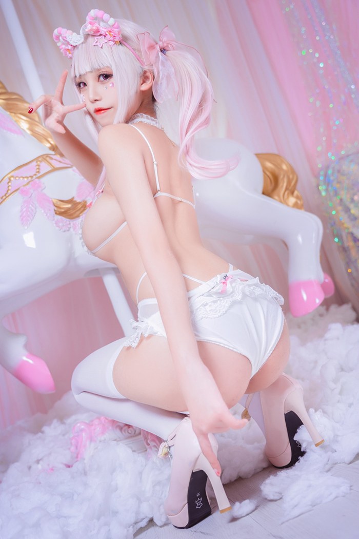 情趣萌妹蜜汁猫裘丝滑巨乳美腿勾魂-IS