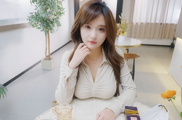 【真人互动/第一视角】我和美女有个约会【6.98G/微云/OD】-IS