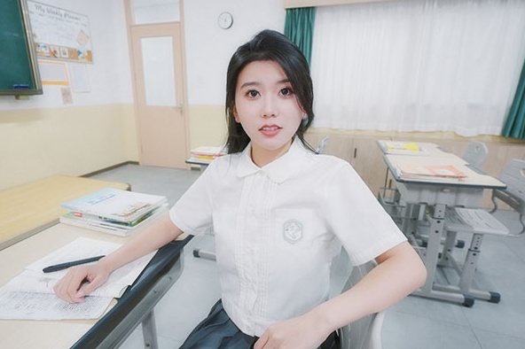 【真人互动/第一视角】我和美女有个约会【6.98G/微云/OD】-IS